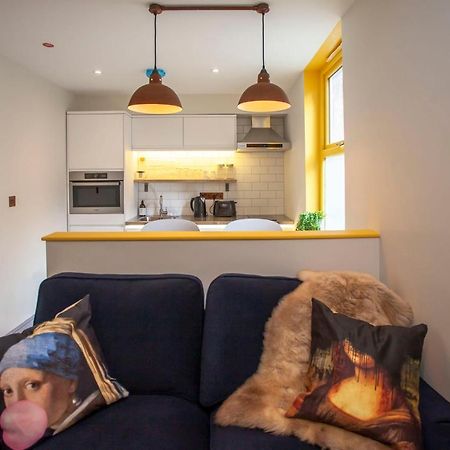 Higgihaus Apartment 4 Clare Street Aparthotel Central Location Bristol Esterno foto